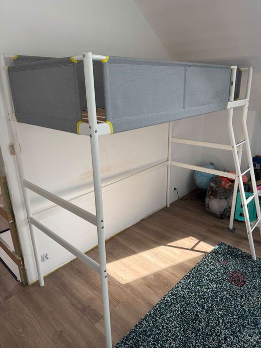 Łóżko piętrowe Ikea
