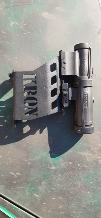 Калиматор холосан и трёх кратный магнифер.