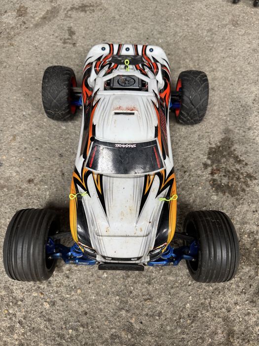 Traxxas Rustler 2wd