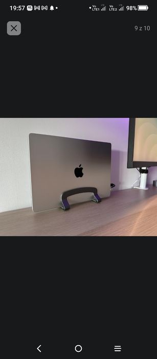 pionowy stojak do laptopa space gray