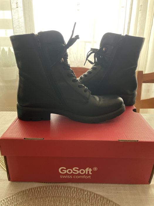 Trzewiki damskie  skórzane ocieplane firmy GoSoft , stan idealny .