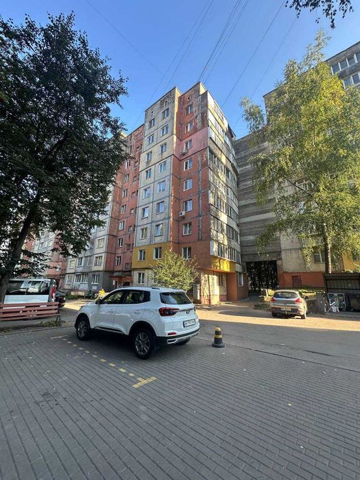 ЮВІЛЕЙНИЙ 100м2 Здам приміщення в ГУСТОЗАСЕЛЕНОМУ районі з Парковкою