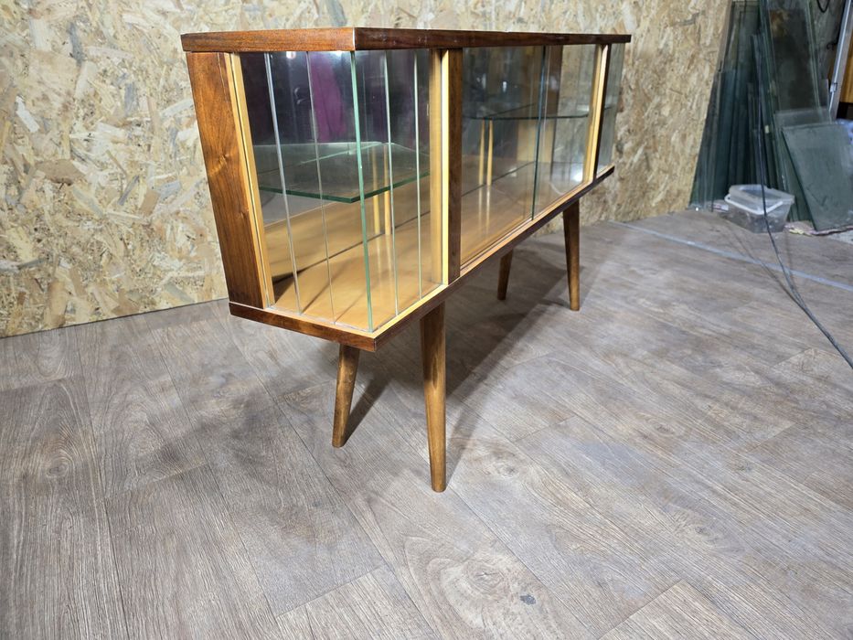 Komoda prl transport