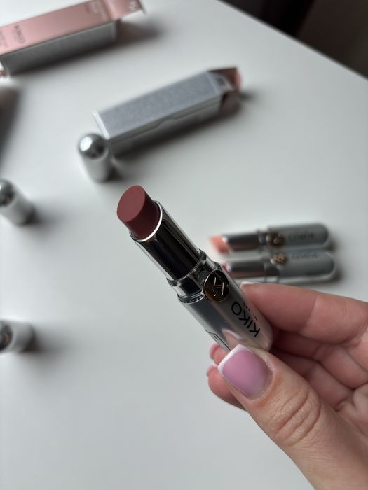 Бальзам для губ Kiko Milano Coloured Balm 08. Кіко Мілано. Зволожуючий