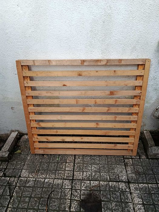 Estrado Máquina Pinho441859357436825600
