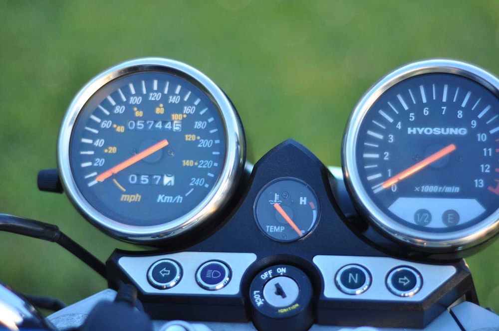 Hyosung Comet 650 V-Twin
