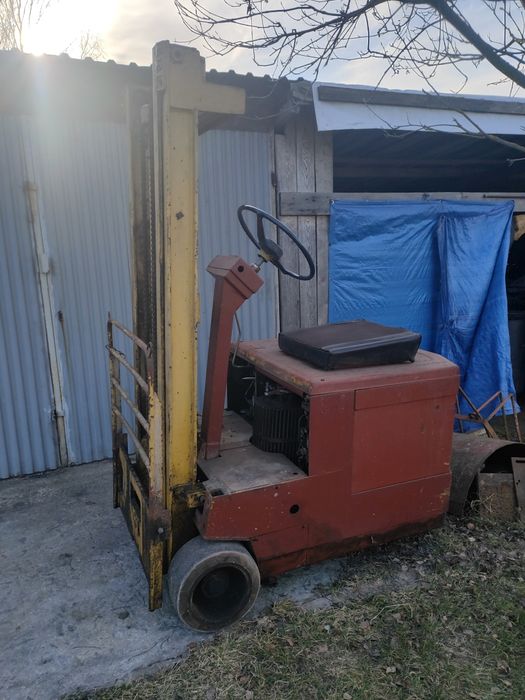 Wózek widłowy elektryczny