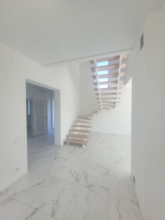 Продаж новозбудованого будинку в м.Дрогобич