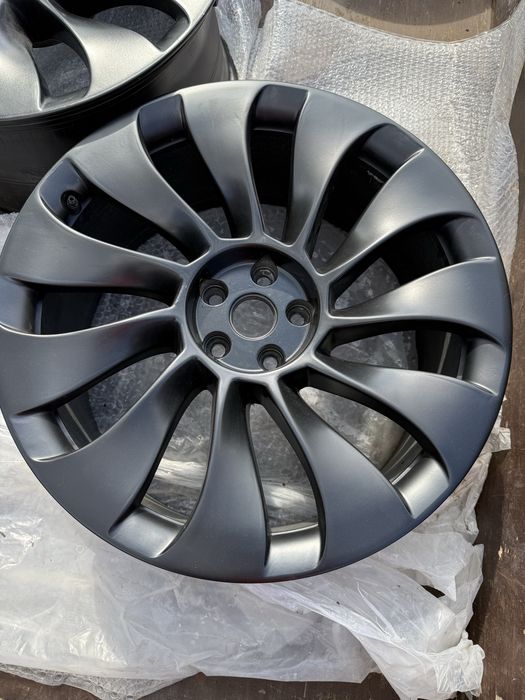 Диски 21r Tesla Y Performance 2023р оригінал