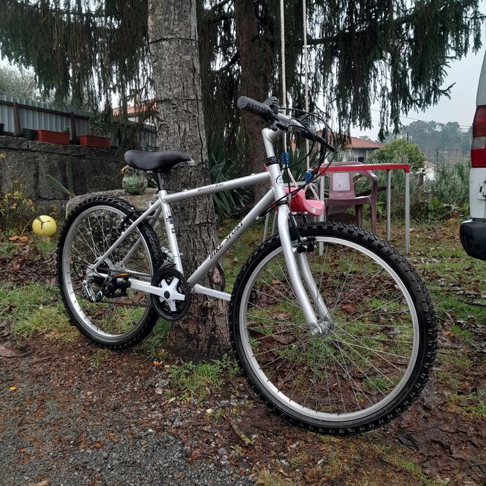 Bicicleta de criança btt