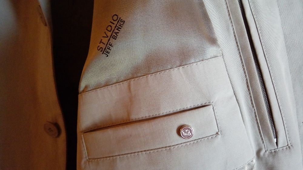 Markowy płaszcz - prochowiec włoski