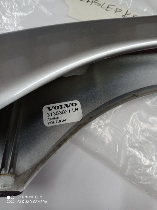 Zaślepka Relingu Volvo V50 Lewy Tył   SREBNA  Nr 31353021 , 31301138