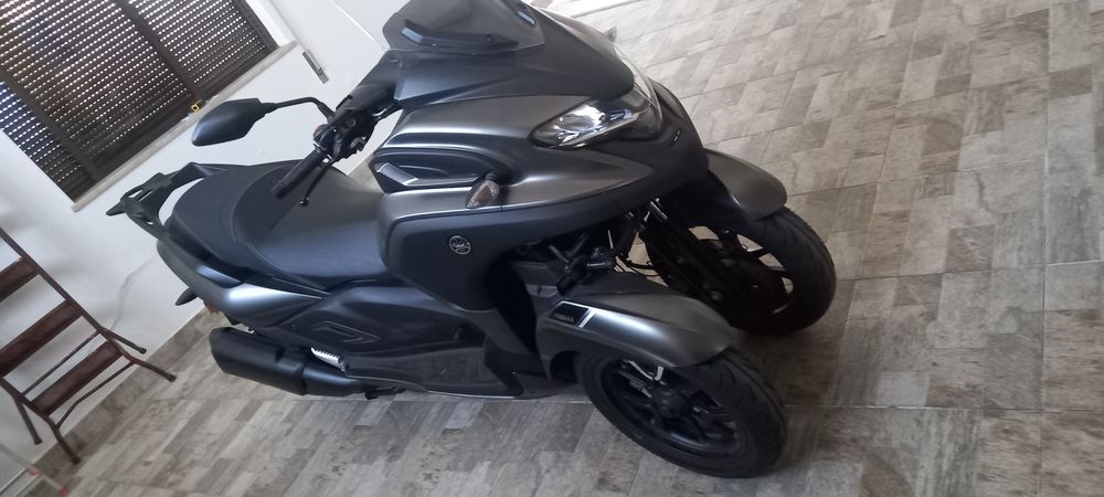 Yamaha tricity 300 nova