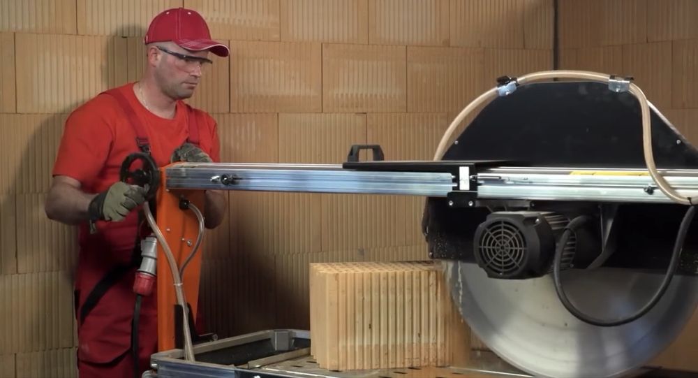 Przecinarka piła mostowa stołowa lissmac Norton jumbo BATTIPAV PRIME