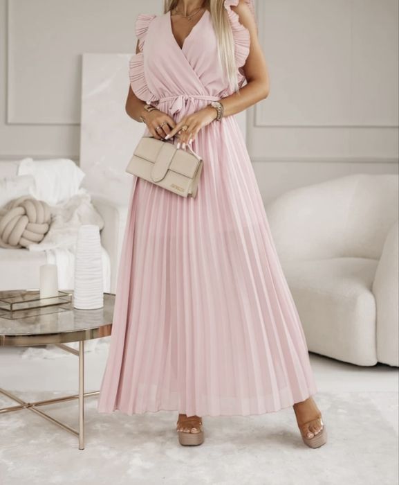 Nowa sukienka plisowana