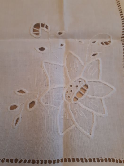 Zestaw serwetkowy 100% len naturalny  1 duża  plus 5 mniejszych nowe