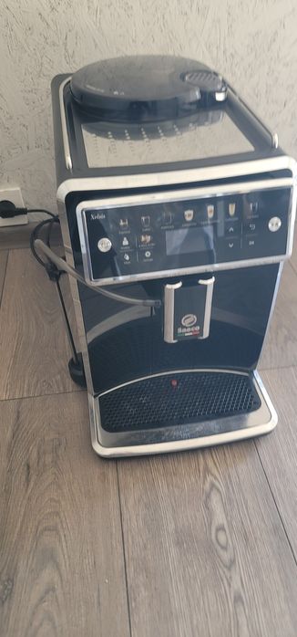 Кавоварка Saeco Xelsis