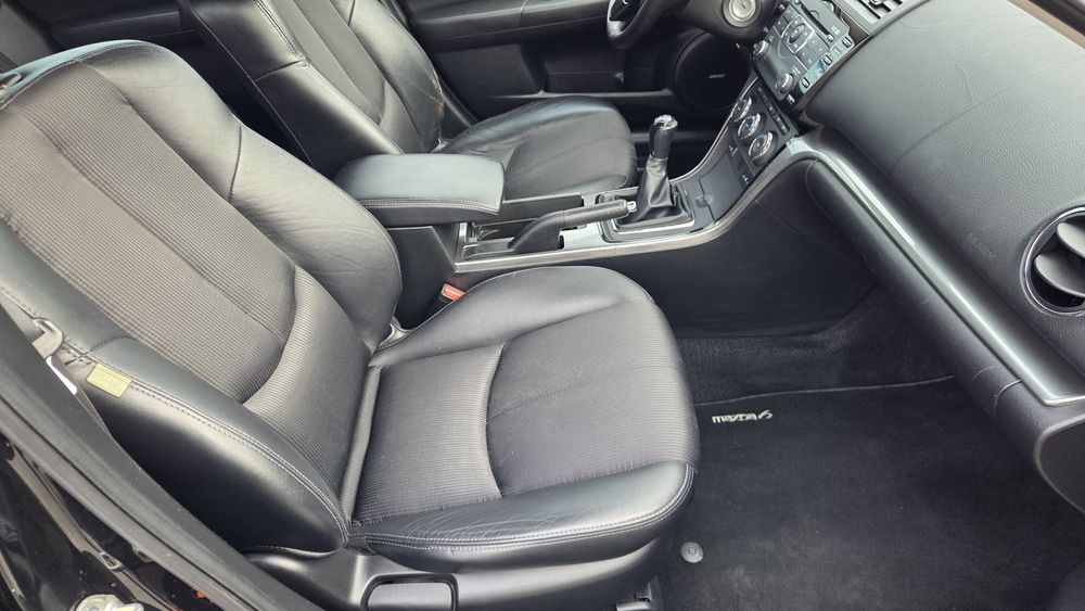 Мазда 6 2010 рік