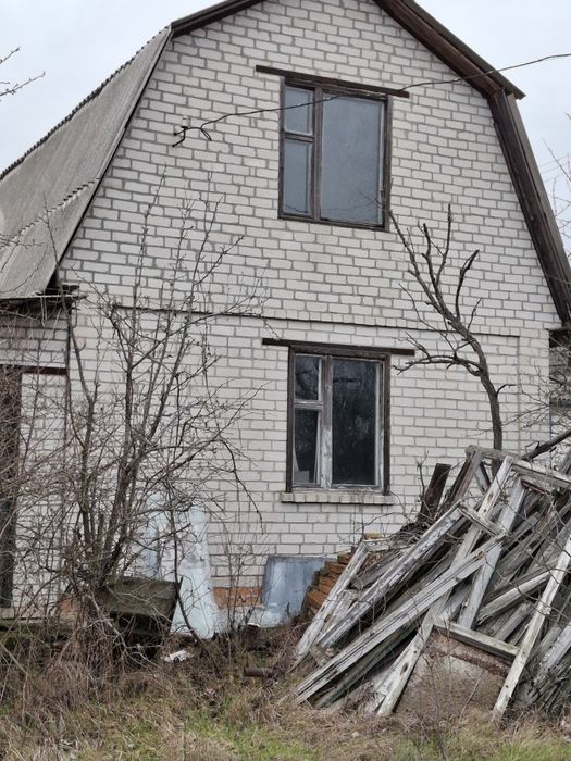 Продам дачний будинок в Чорнявці