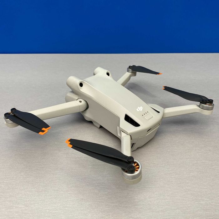 DJI Mini 3 Pro Fly More Combo (DJI RC)