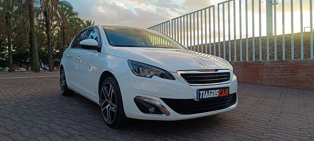 Peugeot 308 1.2 PureTech Allure J18