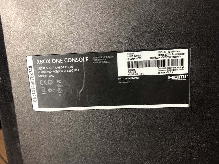 Konsola Xbox One + Pady