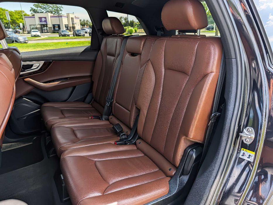 Audi Q7      2019