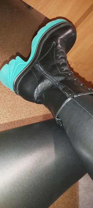 Hit styl glany traper botki zielona podeszwa workery gruba platforma r