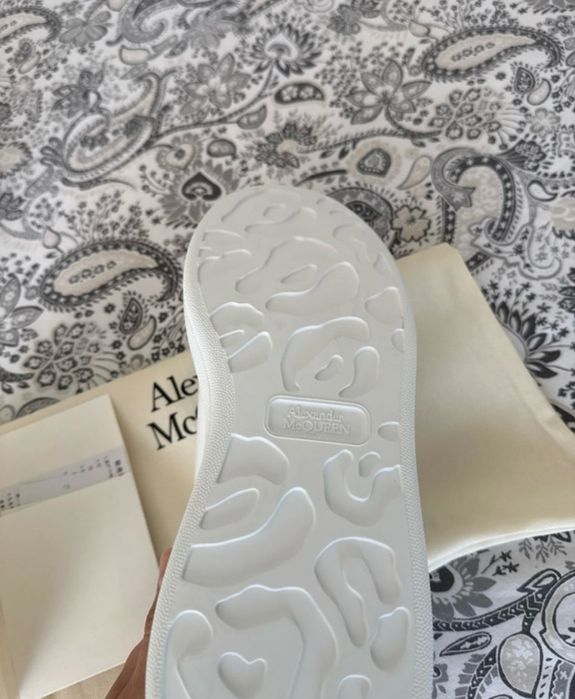 Sapatilhas mc queen novas