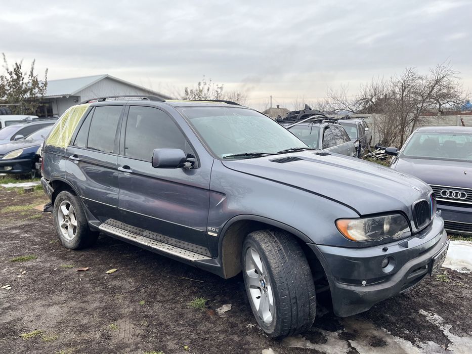 Шрот запчастини BMW X5 E53 M57