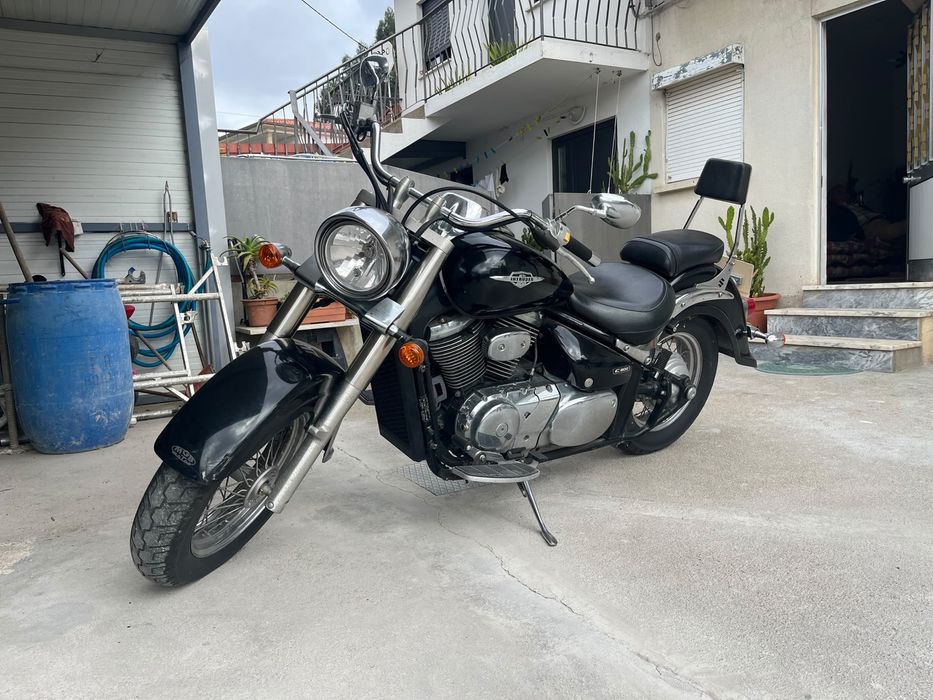 Suzuki Intruder VL800 | 08/2005 | Apenas 9.700 km