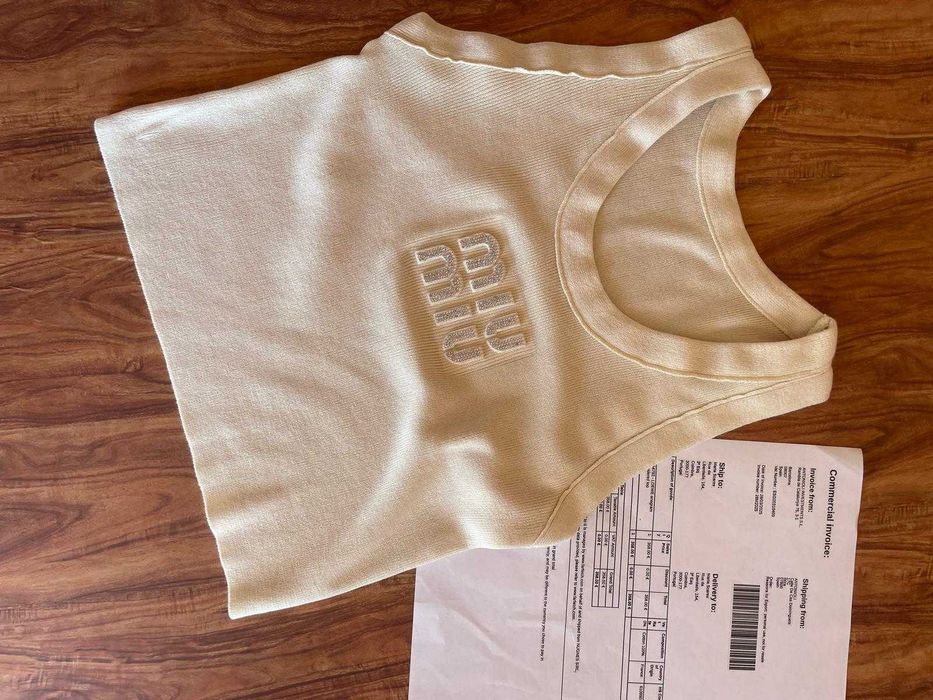 Top Miu Miu Creme Pequeno