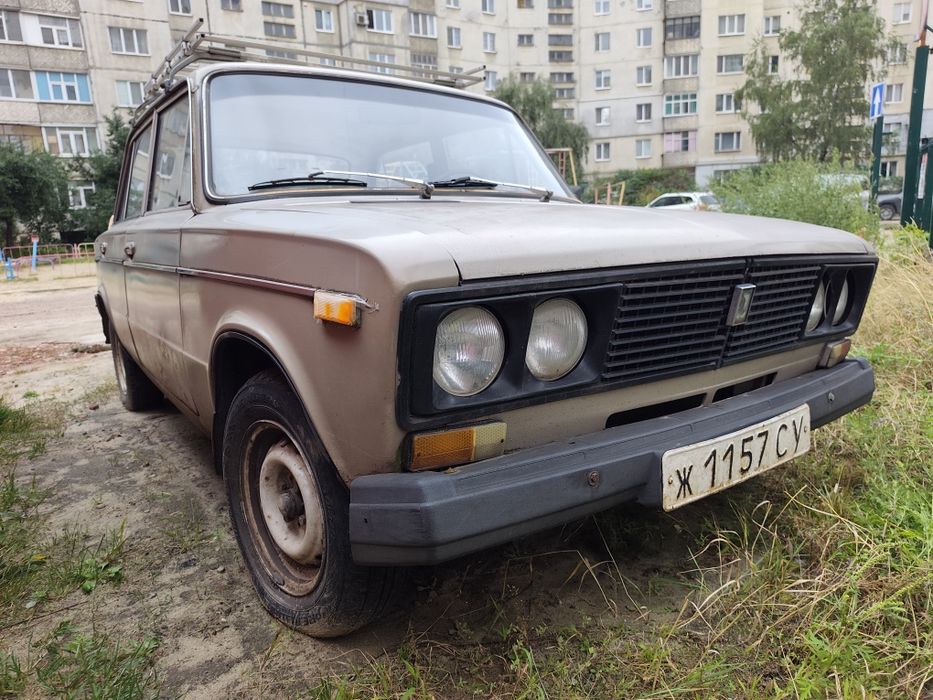 Автомобіль ВАЗ 2106