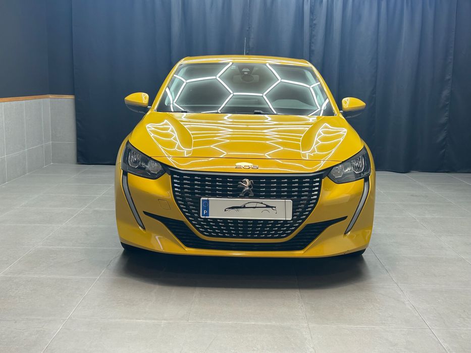 Peugeot 208 full extras