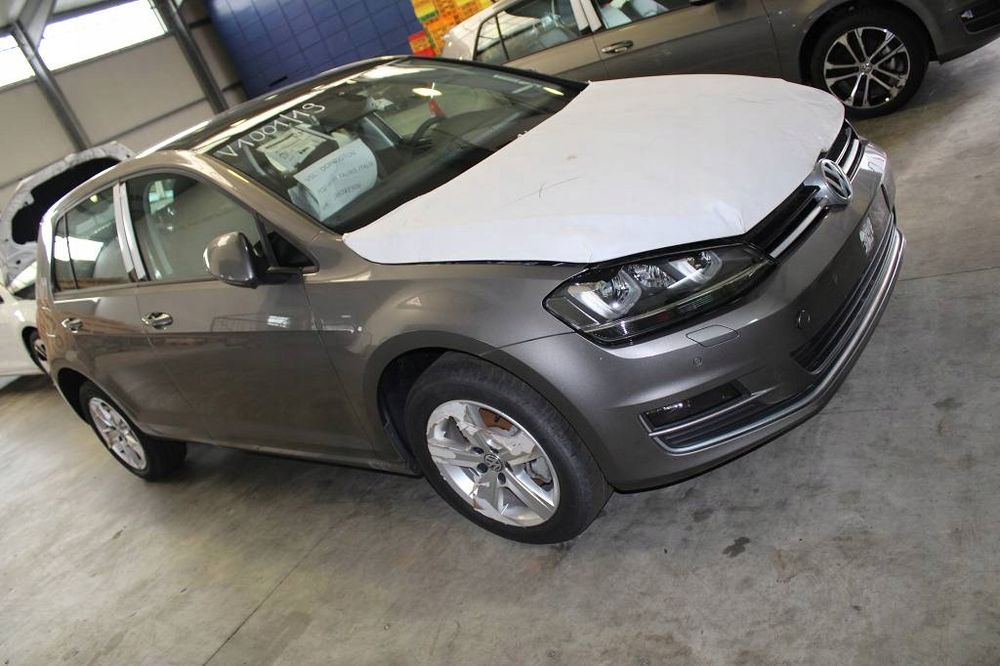 półoś lewa vw golf vii 7 1.4 tsi la7n 5q0407271g