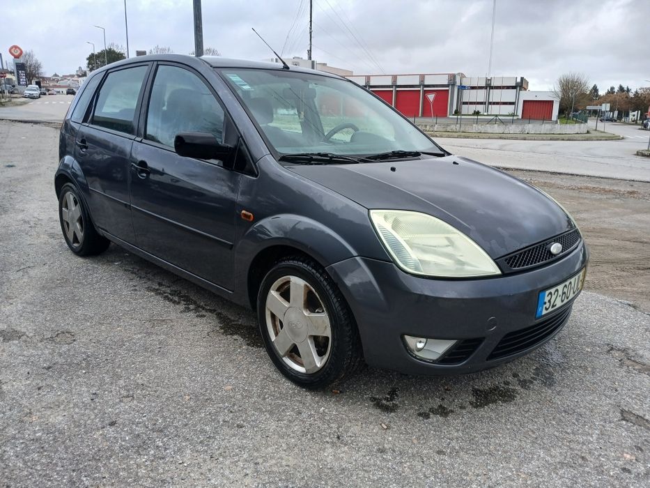 Ar condicionado bom estado