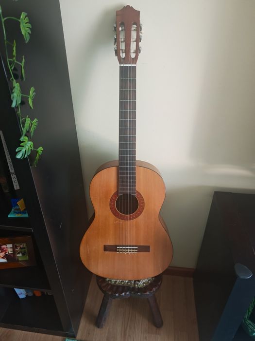 Guitarra acústica Yamaha