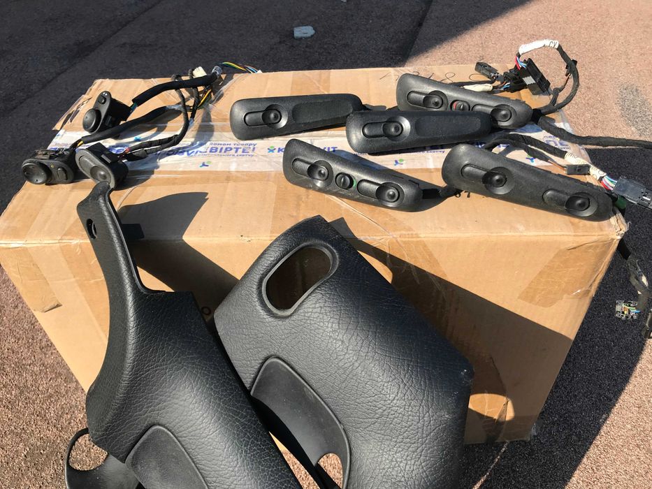 Ручка Банан Шильдык Значёк Opel Omega B.