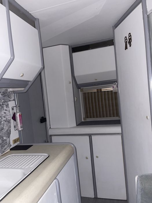 Aluguer  Altocaravana Knaus Traveller 4 Lugares – Lisboa