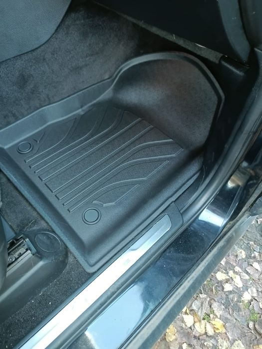 Dywaniki gumowe Dodge Durango 6 osobowe