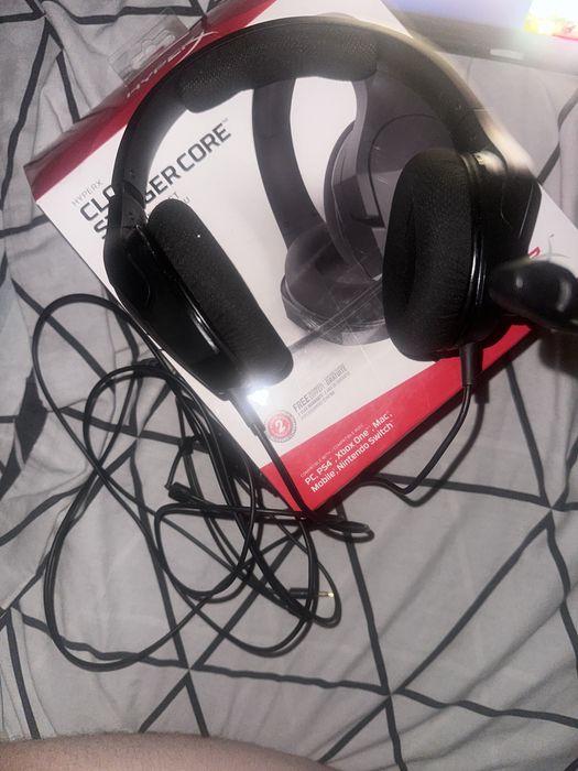 Оригинальние наушники hyper x cloud stinger core