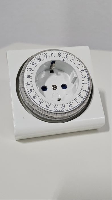 Tomada de parede com temporizador