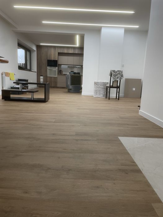 Montaż  paneli winylowych  / pcv / linoleum