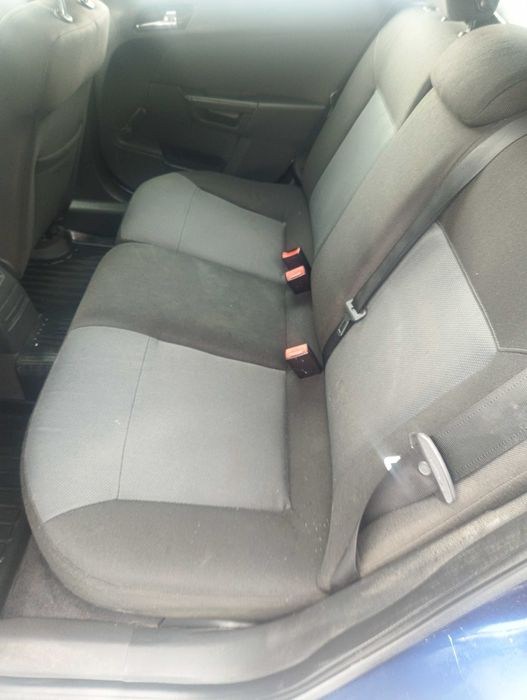 Опель Астра H 1.7 cdti