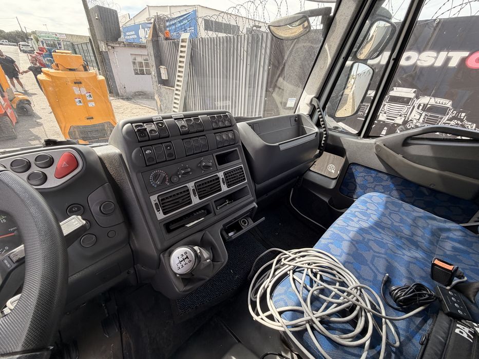 IVECO EUROCARGO 14 Ton 250cv 2008 Grua Palfinger 6 Lanças c/Guincho Apenas 136.000km ###OPORTUNIDADE###