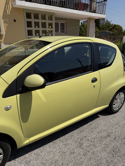 Citroen C1 1.0 gasolina 2008 — photo 2