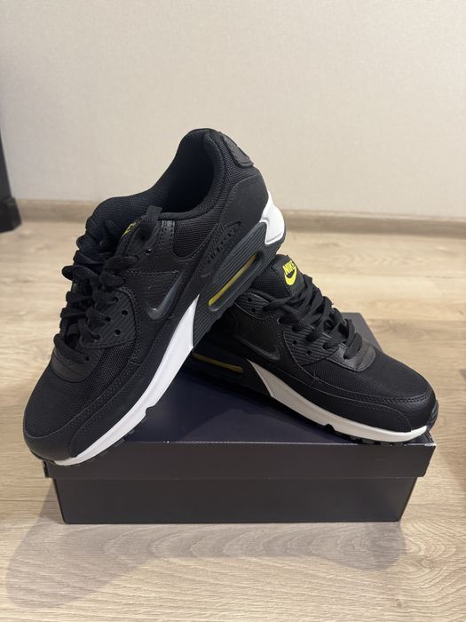 Nike оригинал      .