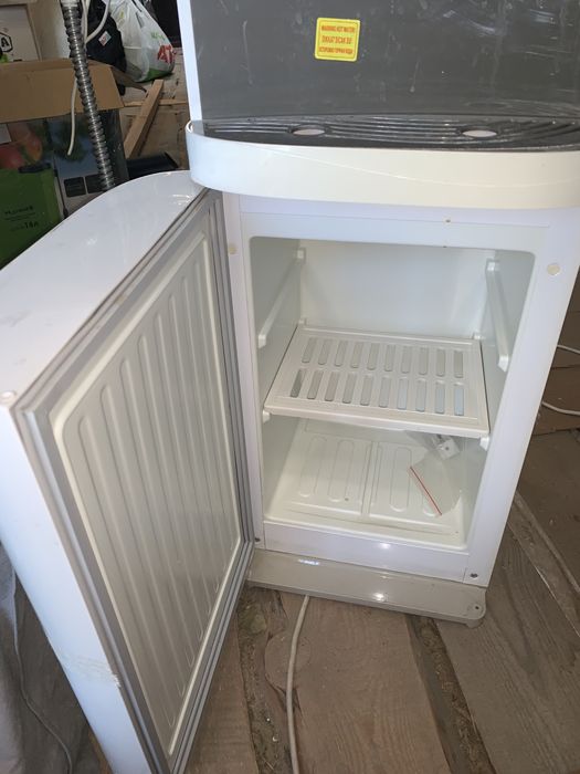 Кулер для води з холодильником Hotfrost V115 CE
