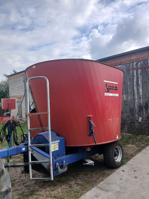 Wóz paszowy paszowóz Sano 9 m3