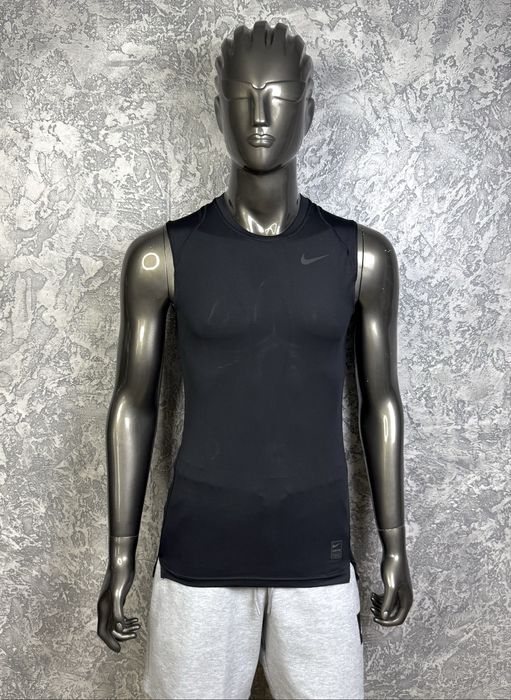 Nike Pro dri-fit compression майка безрукавка M размер спортивная черная